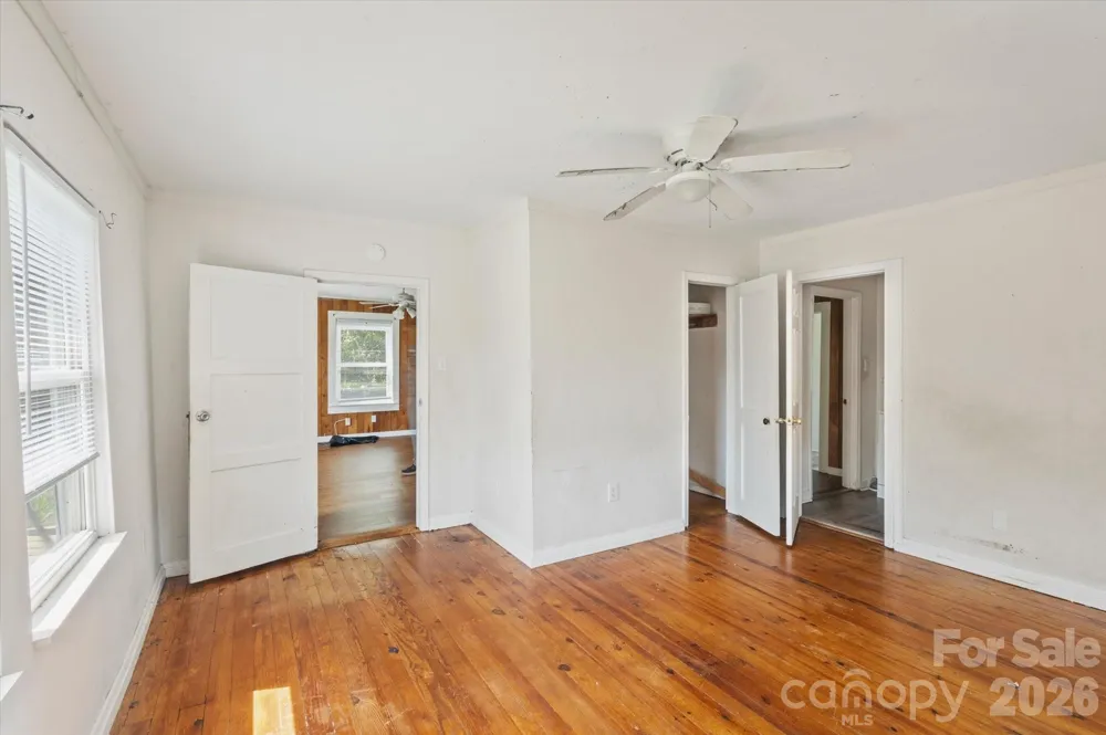 138 West Lane Brevard, NC 28712