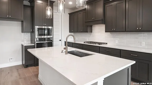 249 Salton Sea New Braunfels, TX 78130