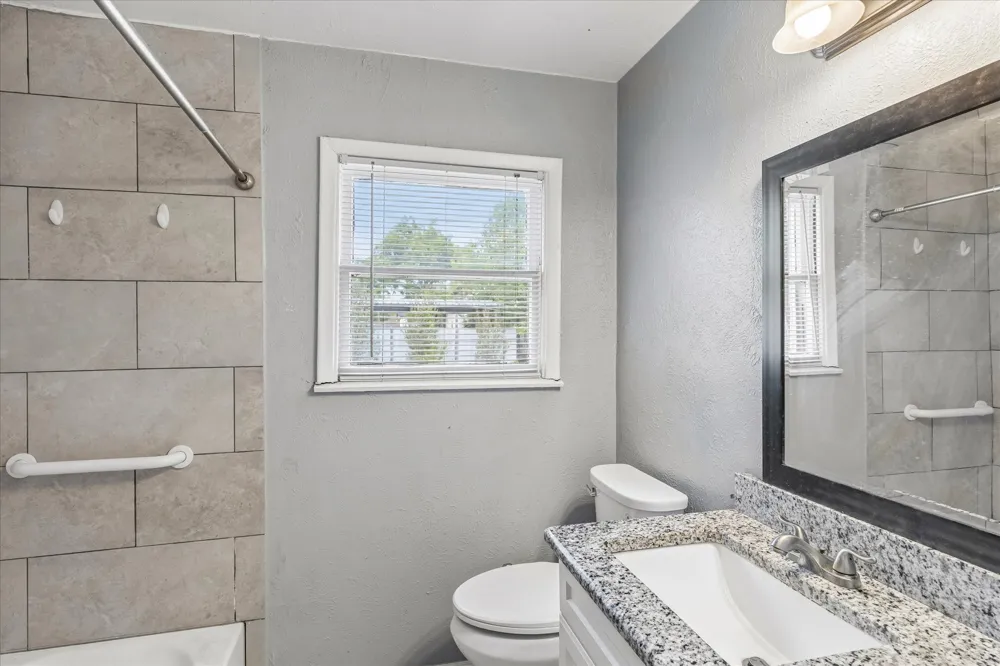 2005 Haltom Road Haltom City, TX 76117