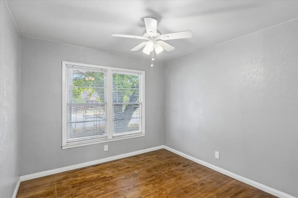 2005 Haltom Road Haltom City, TX 76117