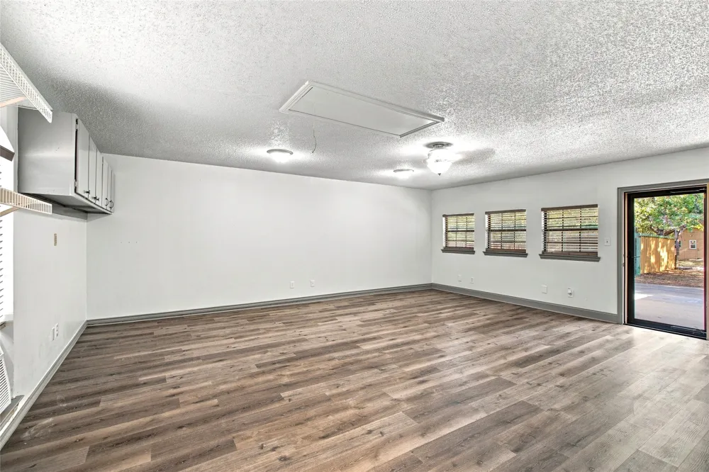 244 Moore Road Burleson, TX 76028