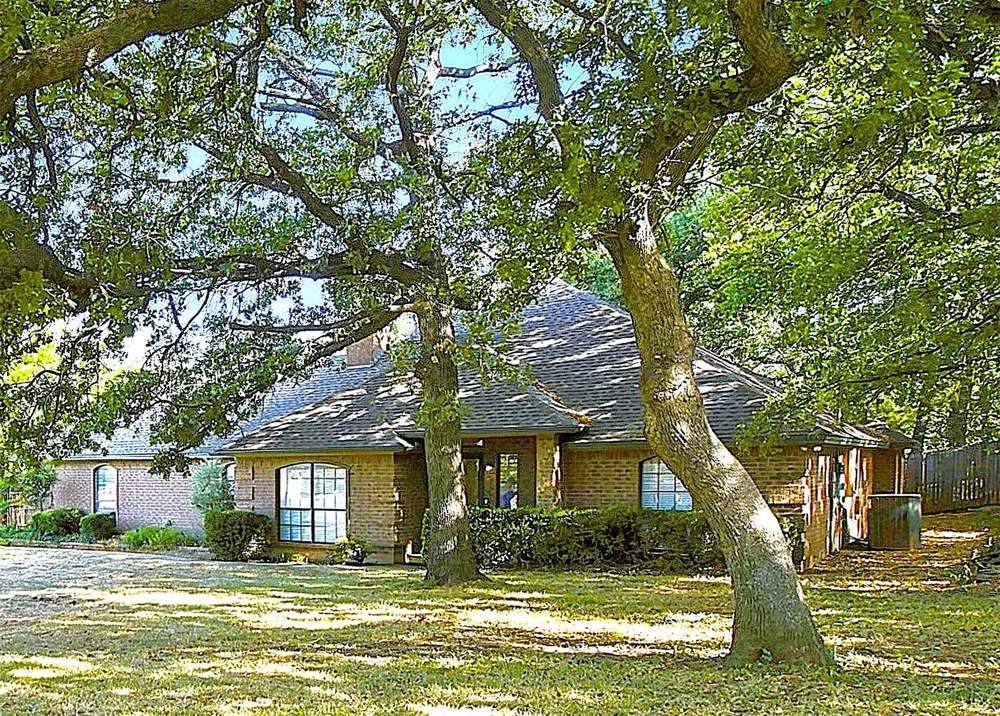 244 Moore Road Burleson, TX 76028