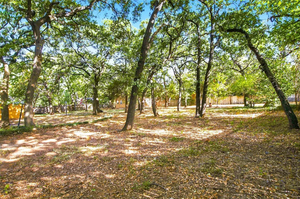 244 Moore Road Burleson, TX 76028