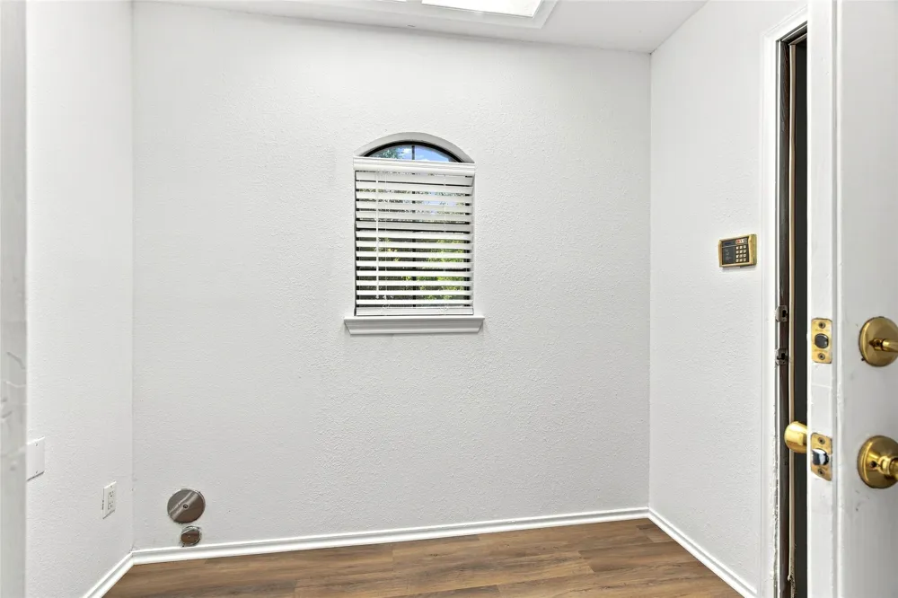 244 Moore Road Burleson, TX 76028