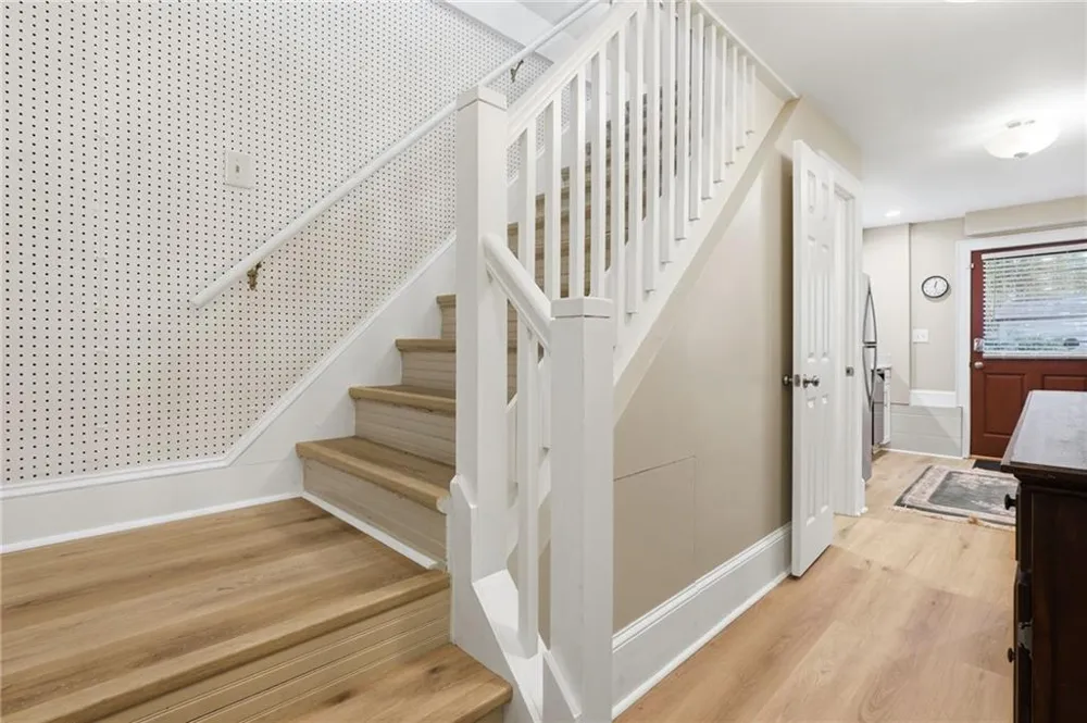 826 Mentelle Drive NE Atlanta, GA 30308