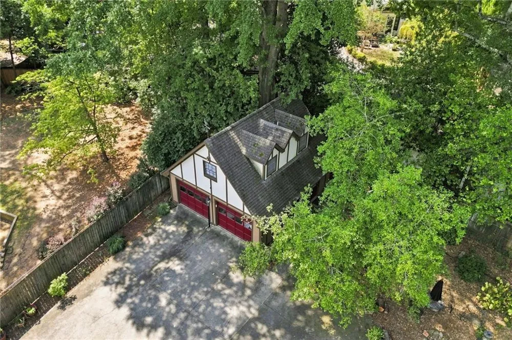 826 Mentelle Drive NE Atlanta, GA 30308