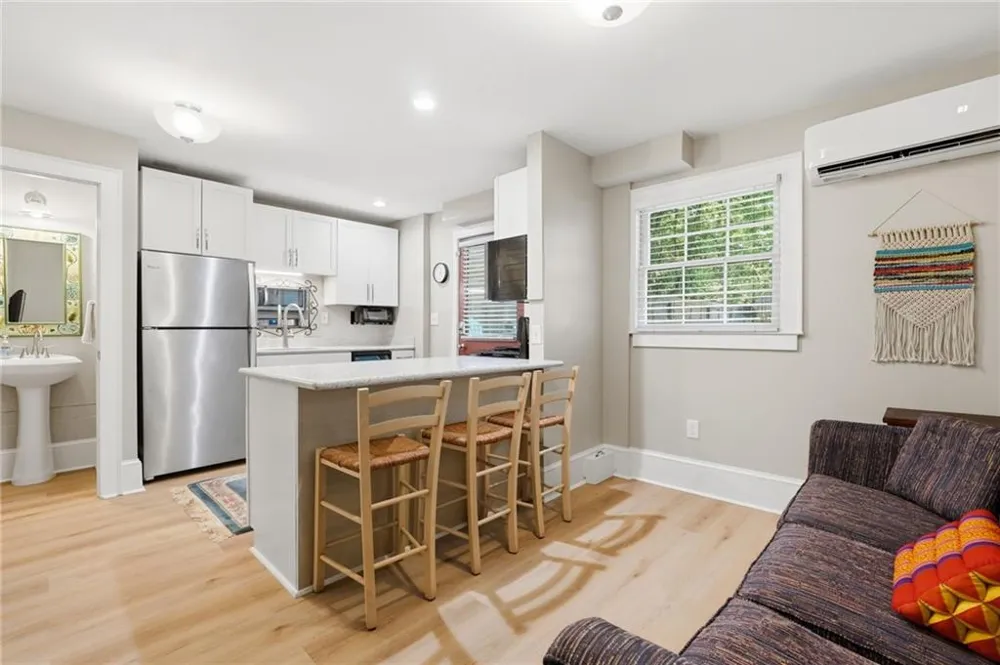 826 Mentelle Drive NE Atlanta, GA 30308