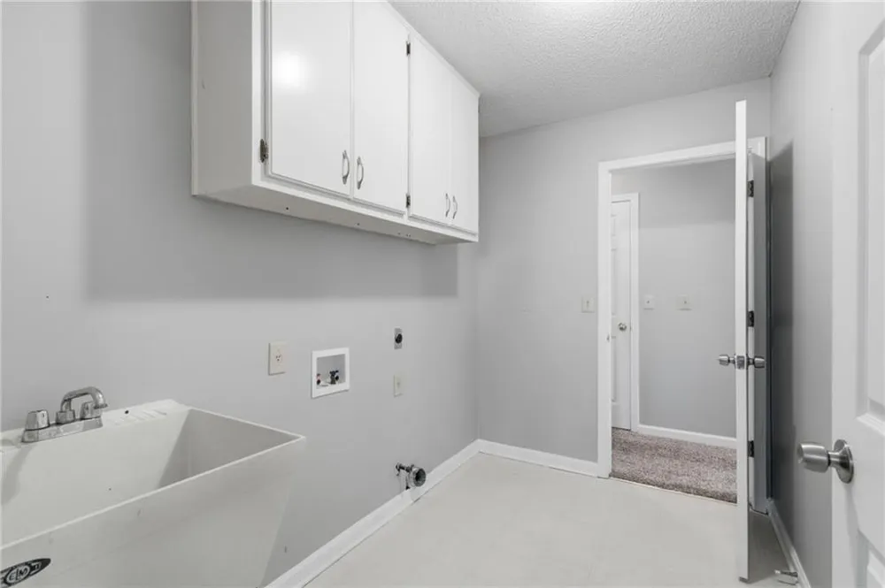 226 David Larsen Drive Stockbridge, GA 30281