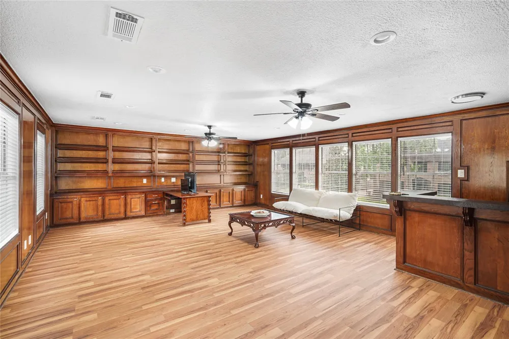 15027 Walters Road Houston, TX 77068