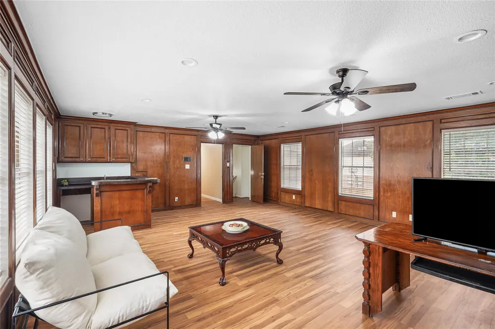 15027 Walters Road Houston, TX 77068