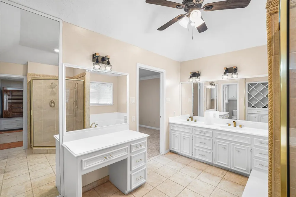 15027 Walters Road Houston, TX 77068
