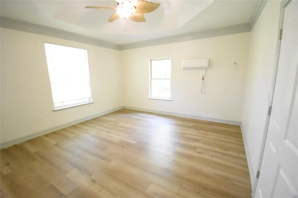 104 Virginia South Houston, TX 77587