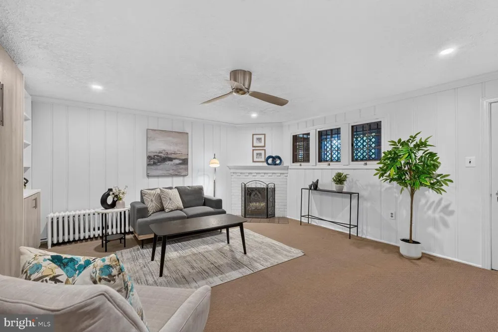 2505 39TH STREET NW Washington, DC 20007