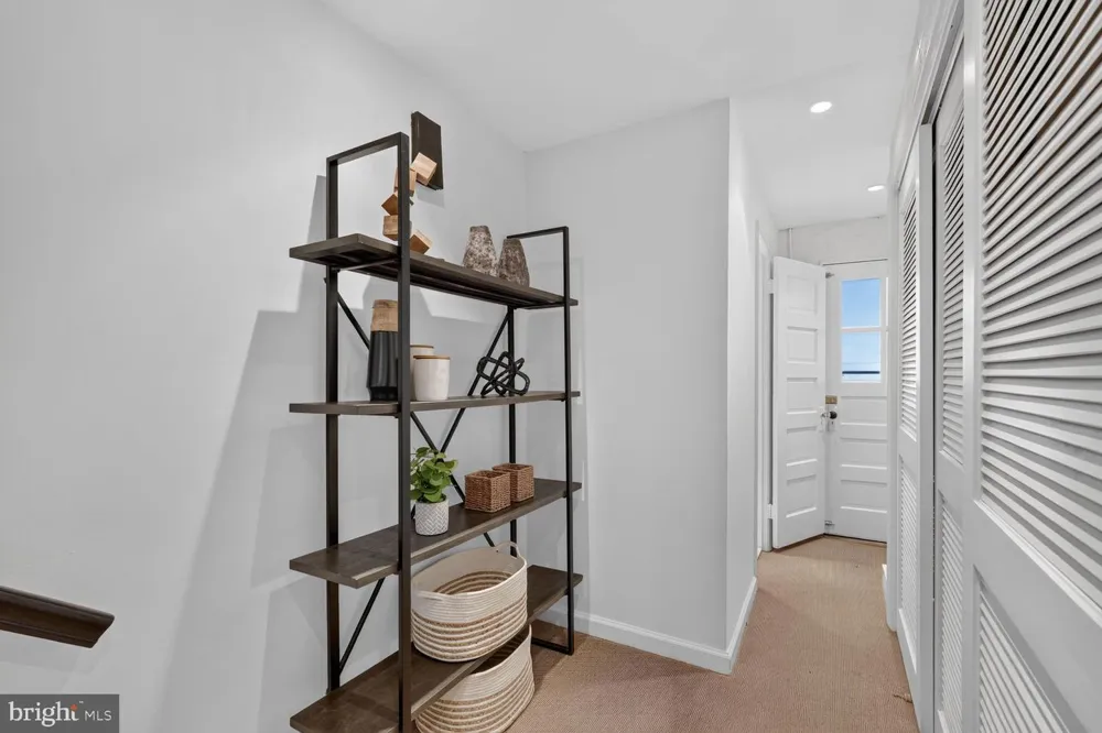 2505 39TH STREET NW Washington, DC 20007