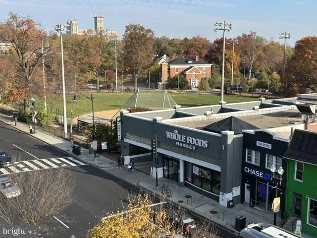 2505 39TH STREET NW Washington, DC 20007