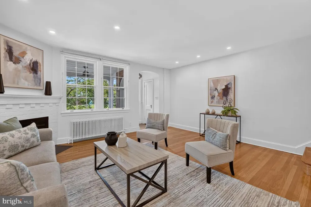 2505 39TH STREET NW Washington, DC 20007