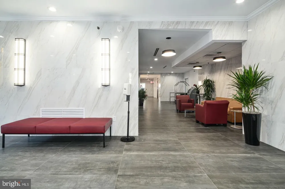 2101 CHESTNUT STREET #901 Philadelphia, PA 19103