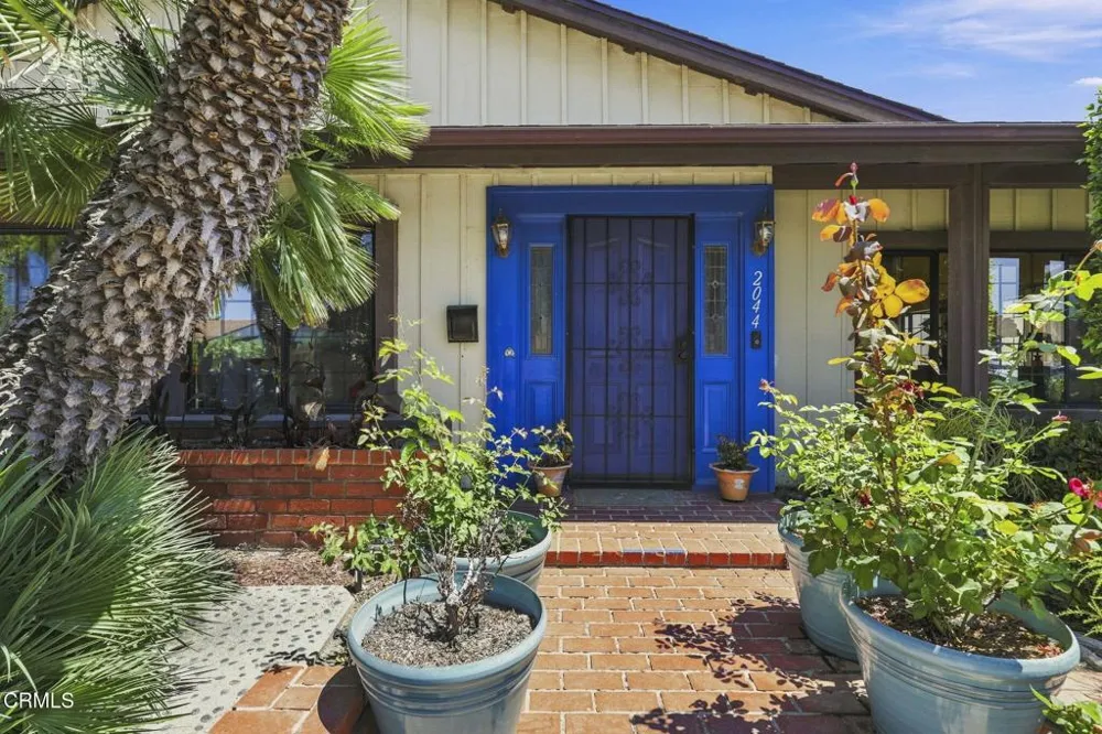 2044 Patricia Street Oxnard, CA 93036