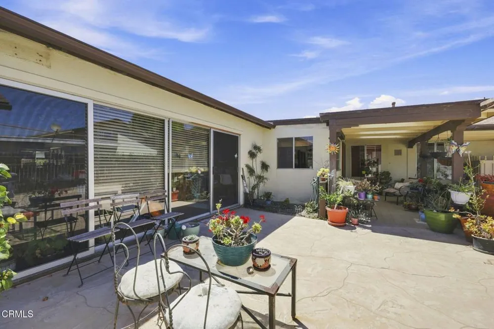 2044 Patricia Street Oxnard, CA 93036