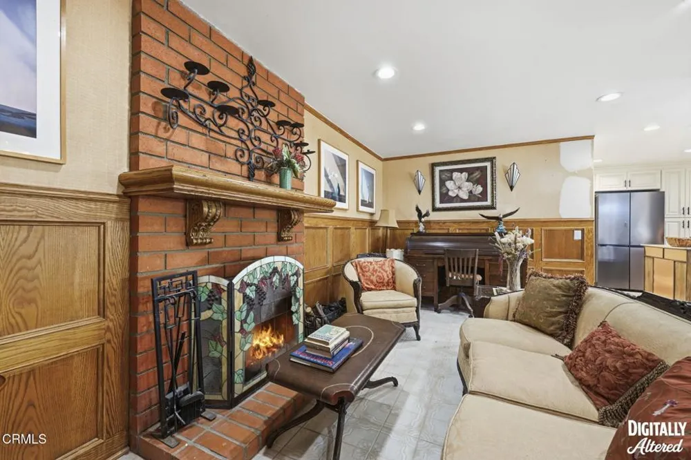 2044 Patricia Street Oxnard, CA 93036