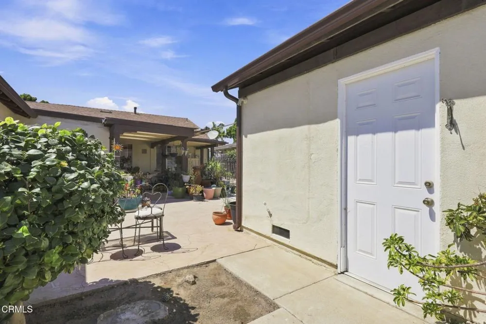 2044 Patricia Street Oxnard, CA 93036