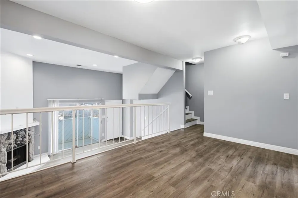 8936 Willis Ave #11 Panorama City, CA 91402