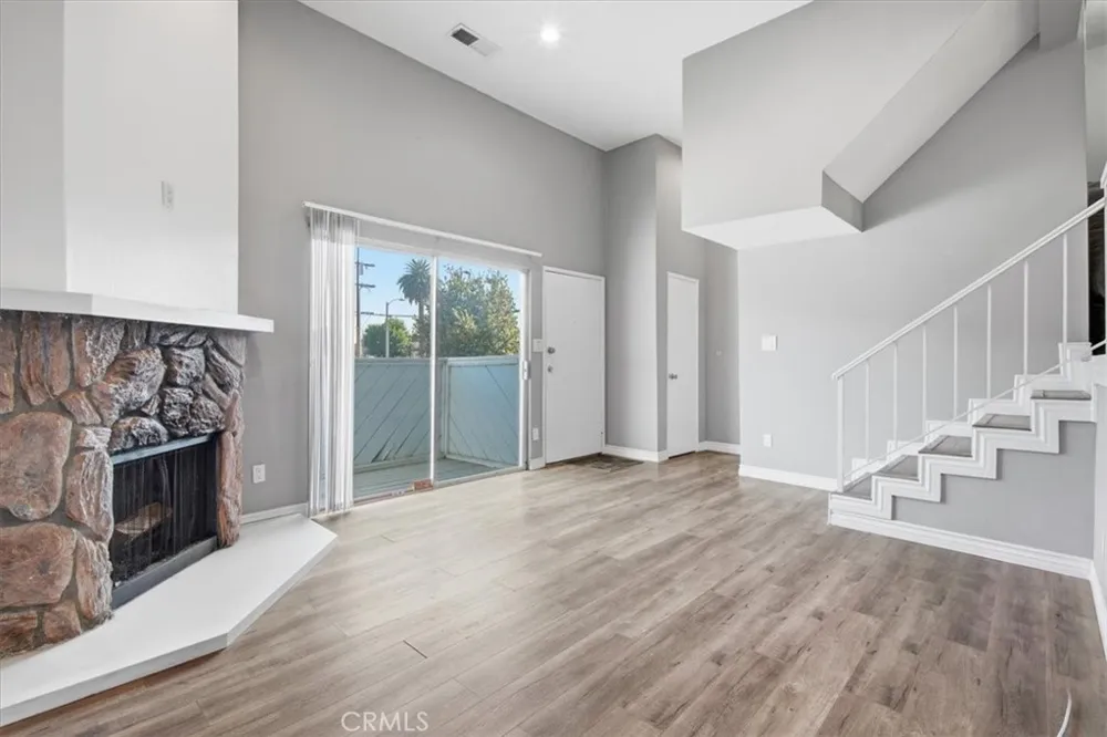 8936 Willis Ave #11 Panorama City, CA 91402