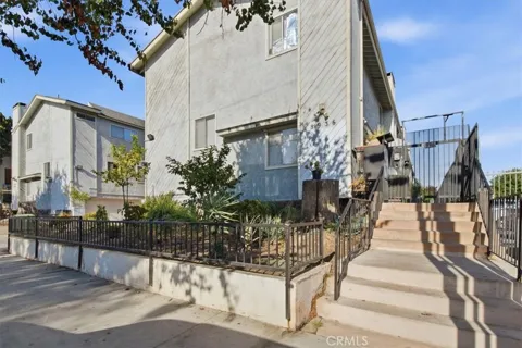 8936 Willis Ave #11