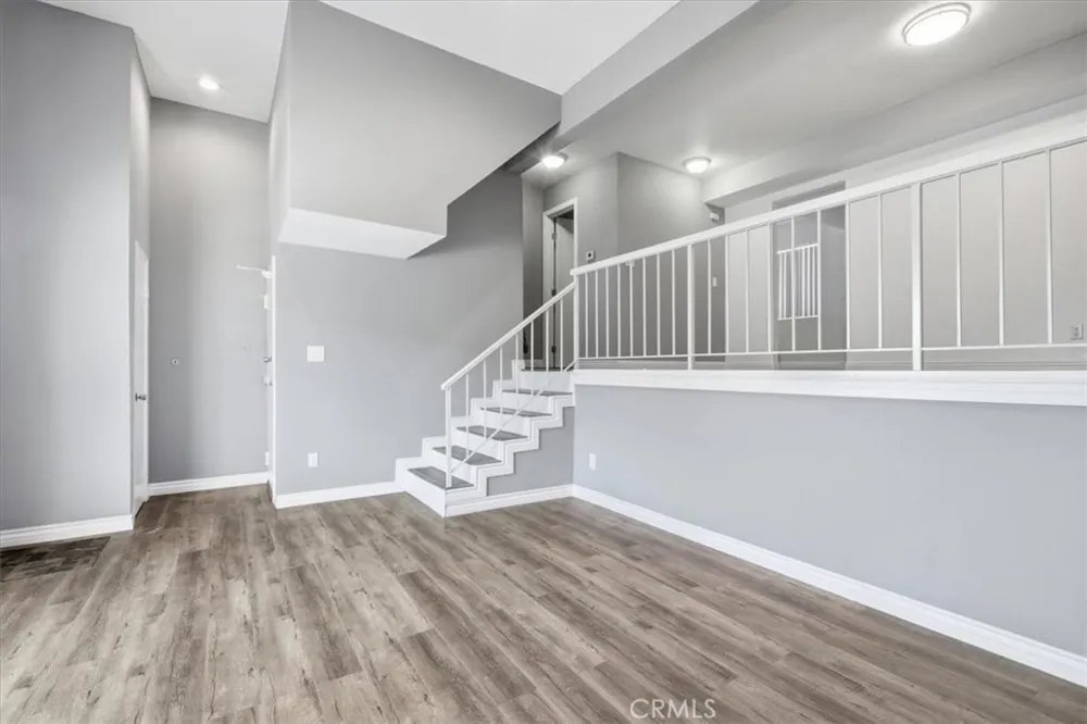 8936 Willis Ave #11 Panorama City, CA 91402