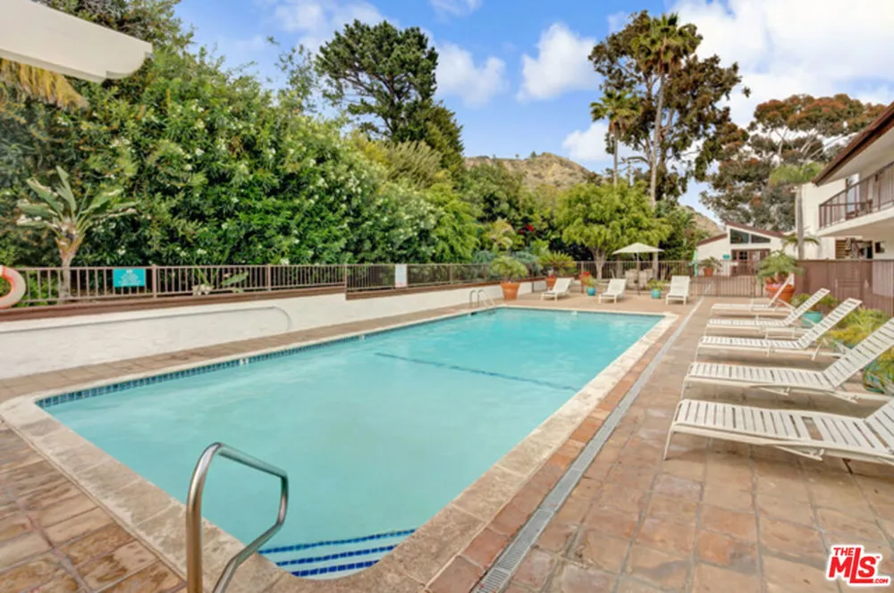 26666 SEAGULL WAY #C202 Malibu, CA 90265