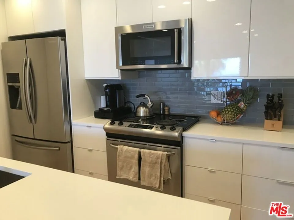 26666 SEAGULL WAY #C202 Malibu, CA 90265
