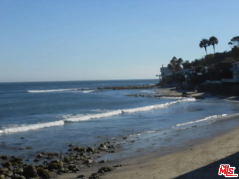 26666 SEAGULL WAY #C202 Malibu, CA 90265