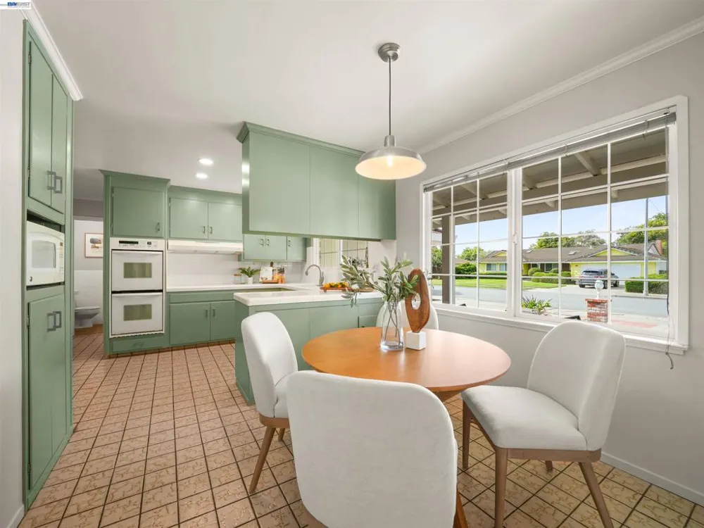 38660 Kimbro St Fremont, CA 94536