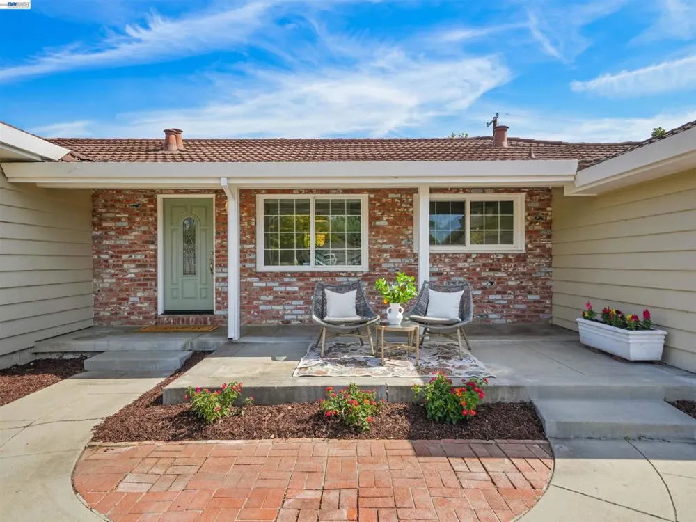 38660 Kimbro St Fremont, CA 94536