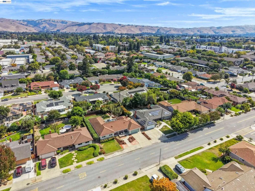 38660 Kimbro St Fremont, CA 94536
