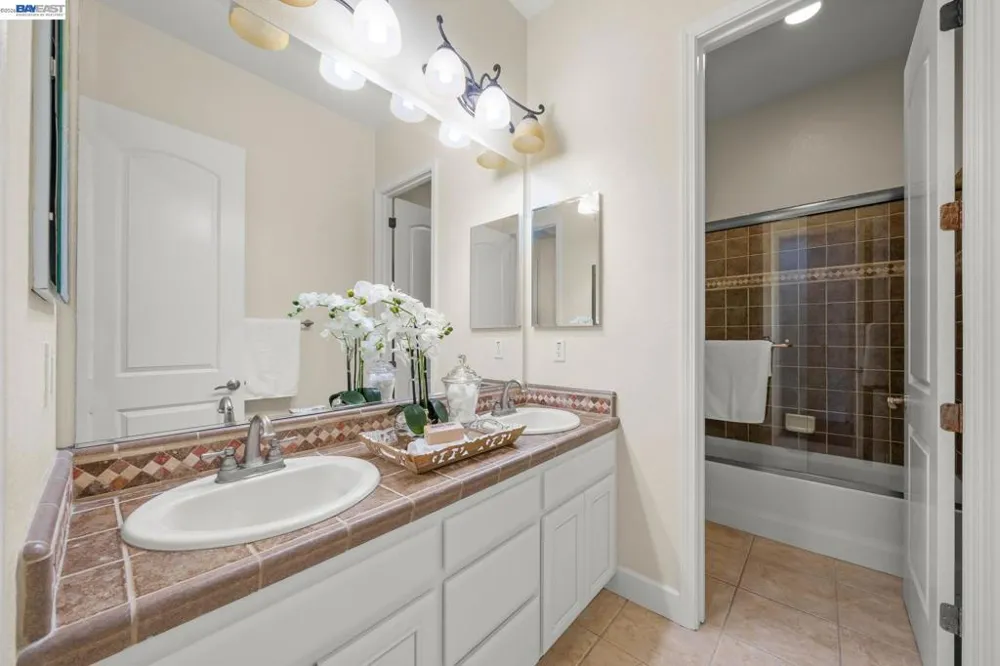 1121 Newhaven Pl Concord, CA 94518