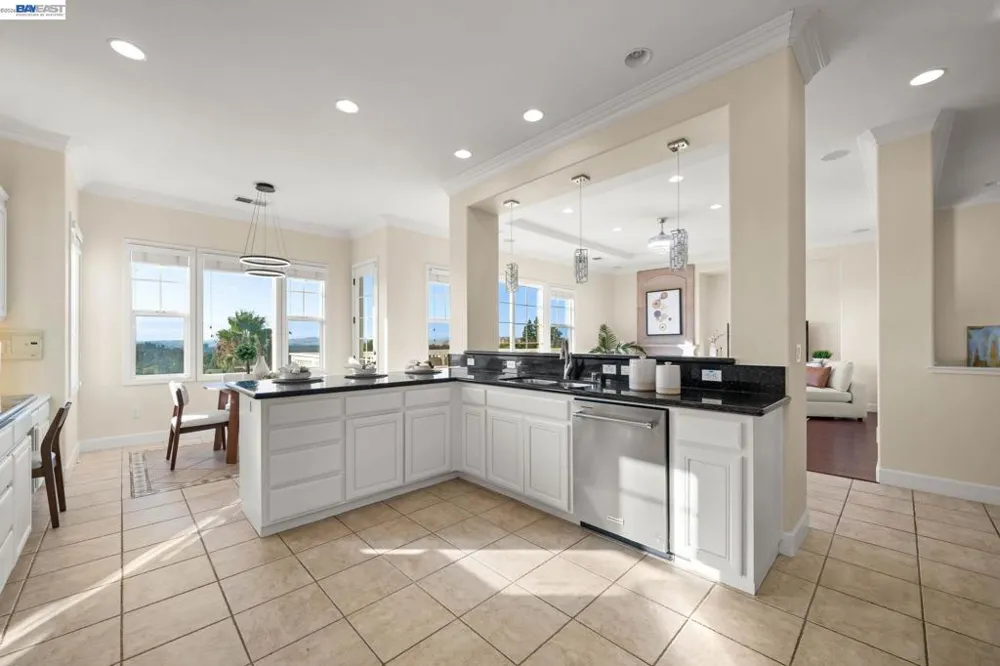 1121 Newhaven Pl Concord, CA 94518