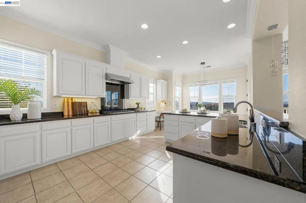 1121 Newhaven Pl Concord, CA 94518