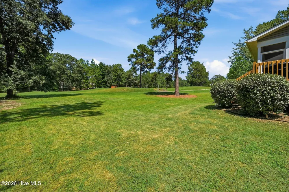 115 Cambridge Lane Seven Lakes, NC 27376