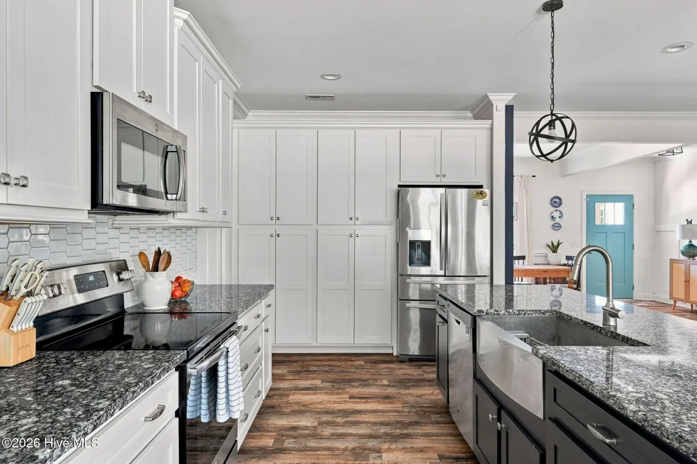 115 Cambridge Lane Seven Lakes, NC 27376