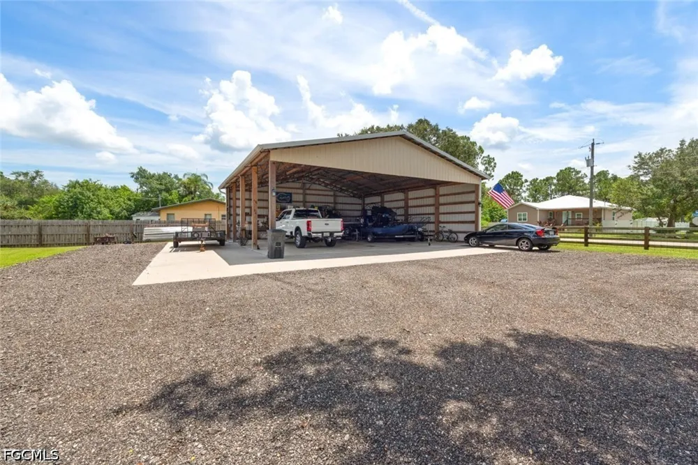 Leavitt Road Alva, FL 33920