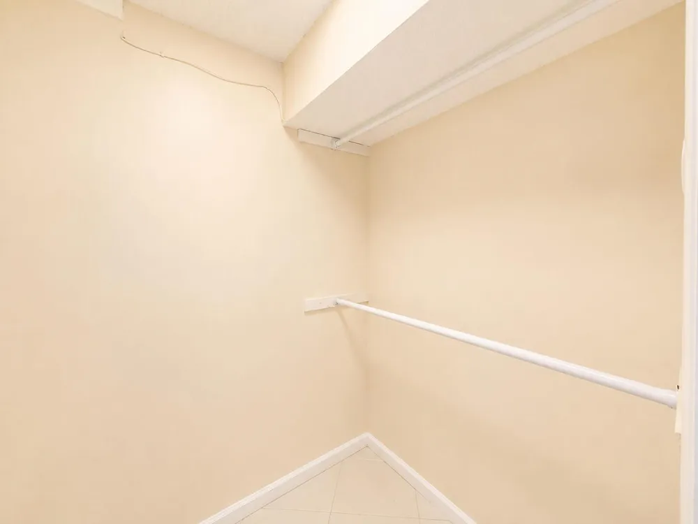 9411 Hollybrook Lake Drive #309 Pembroke Pines, FL 33025