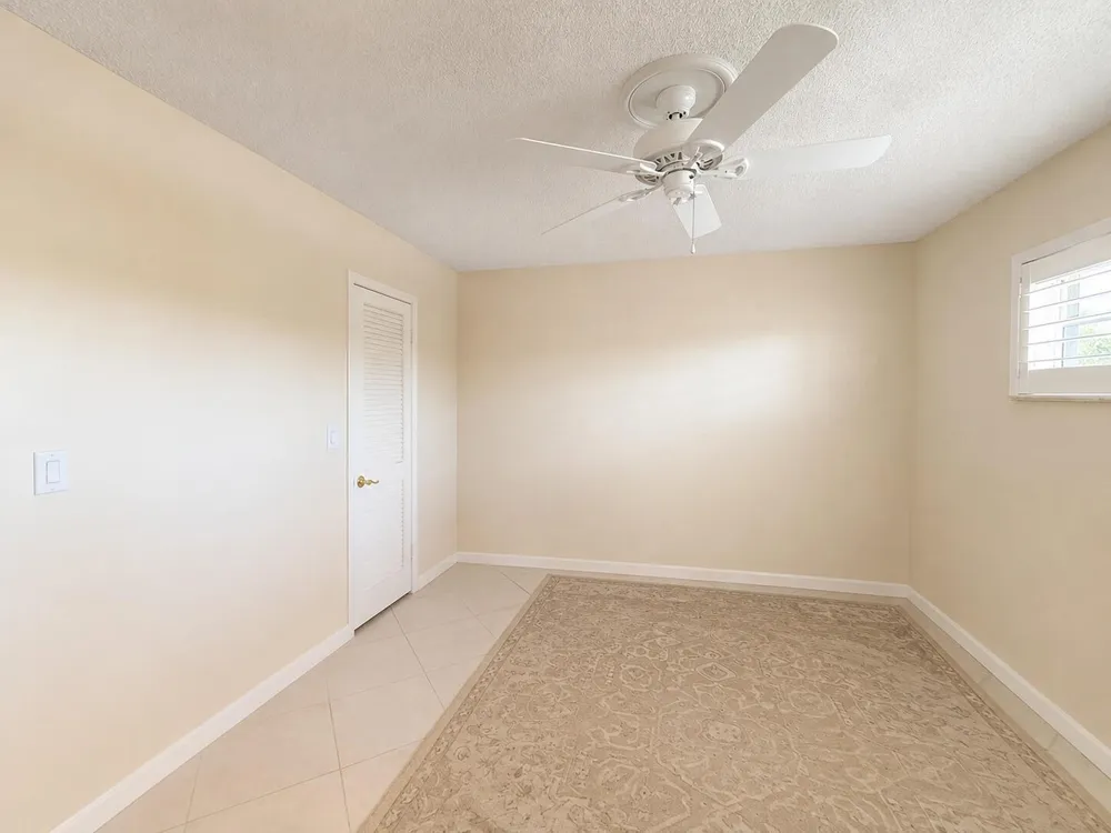 9411 Hollybrook Lake Drive #309 Pembroke Pines, FL 33025