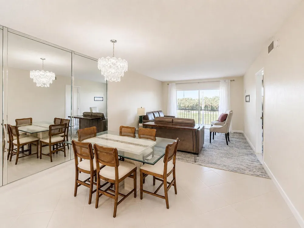 9411 Hollybrook Lake Drive #309 Pembroke Pines, FL 33025