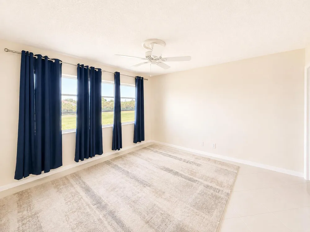 9411 Hollybrook Lake Drive #309 Pembroke Pines, FL 33025