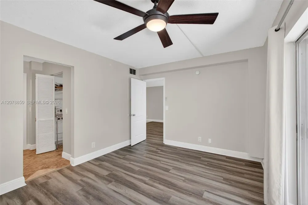 725 Hummingbird Way #109 North Palm Beach, FL 33408
