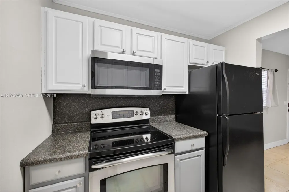 725 Hummingbird Way #109 North Palm Beach, FL 33408