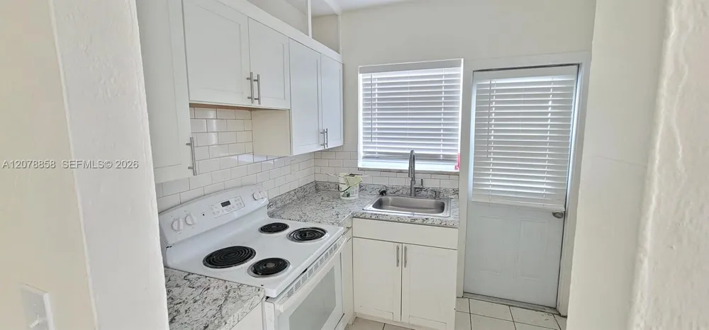 141 NE 168th St #0 North Miami Beach, FL 33162