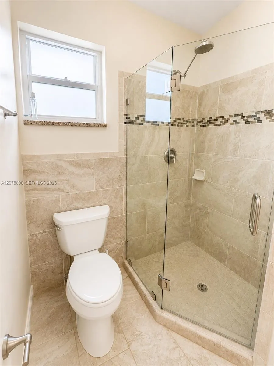 9400 E Bay Harbor Dr #3 Bay Harbor Islands, FL 33154