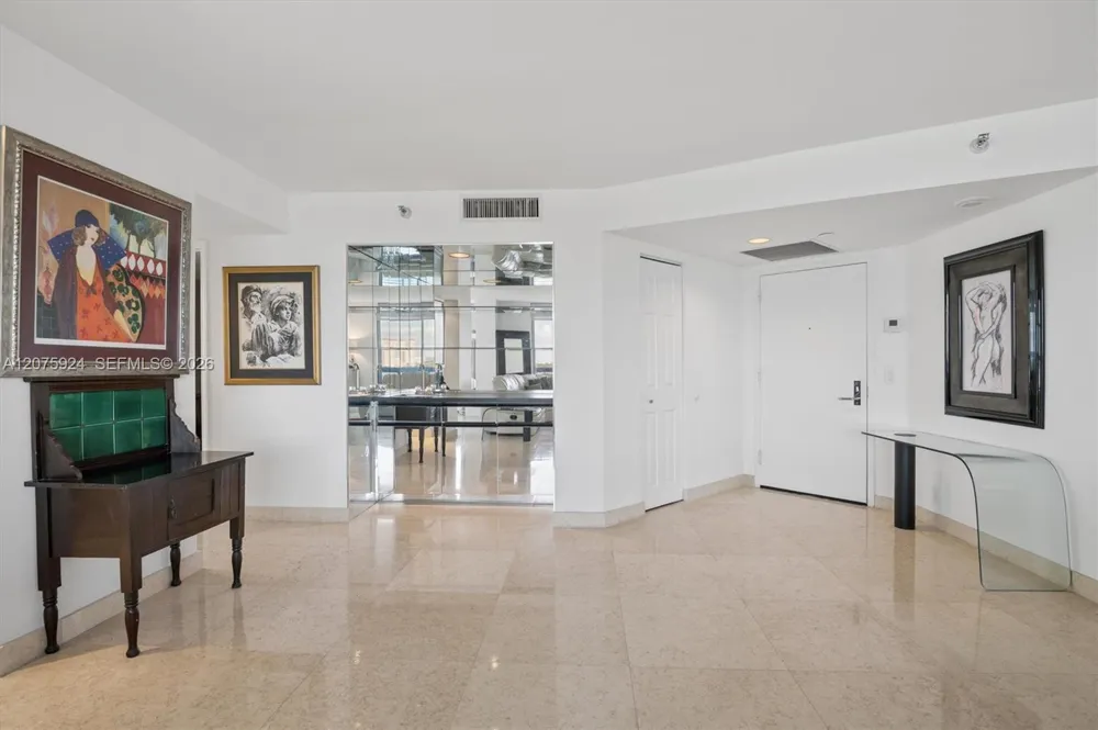 3500 Mystic Pointe Dr #805 Aventura, FL 33180